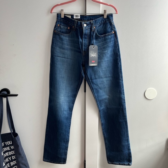 NWT Levi’s 501 Blue Jeans size 27x32 - Picture 2 of 8